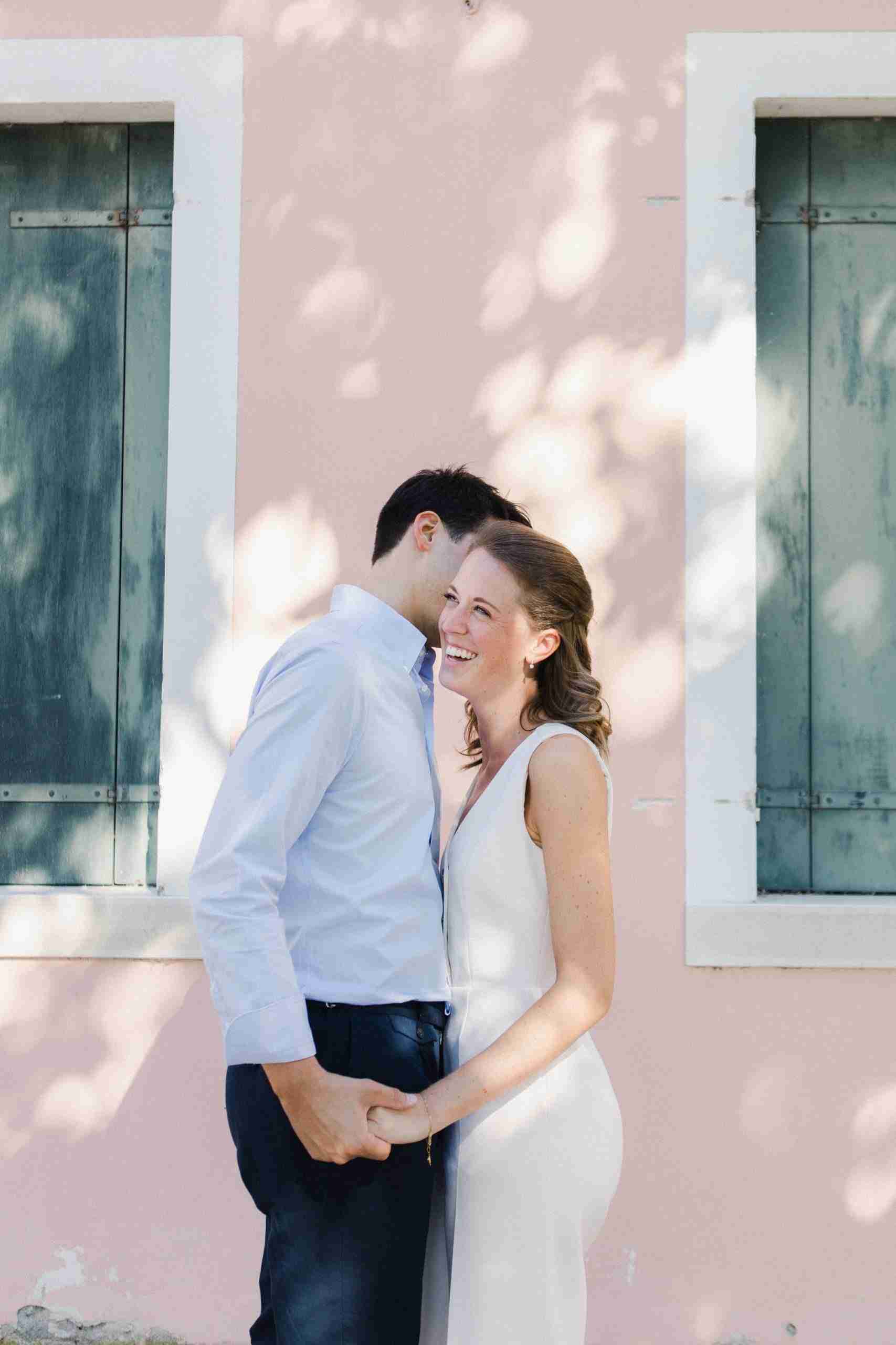 Burano Couple Photos-wedding-photographer-in-veniceEngagement in Venice