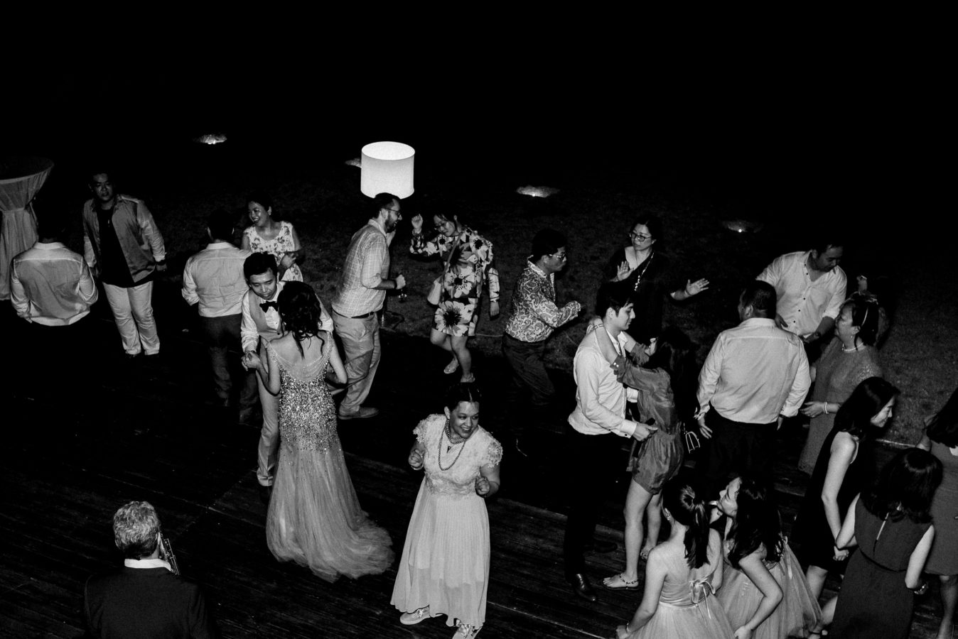 Matrimonio Intimo Elopement a Taormina, Sicilia, Hotel Belmond festa fotografia bianco e nero