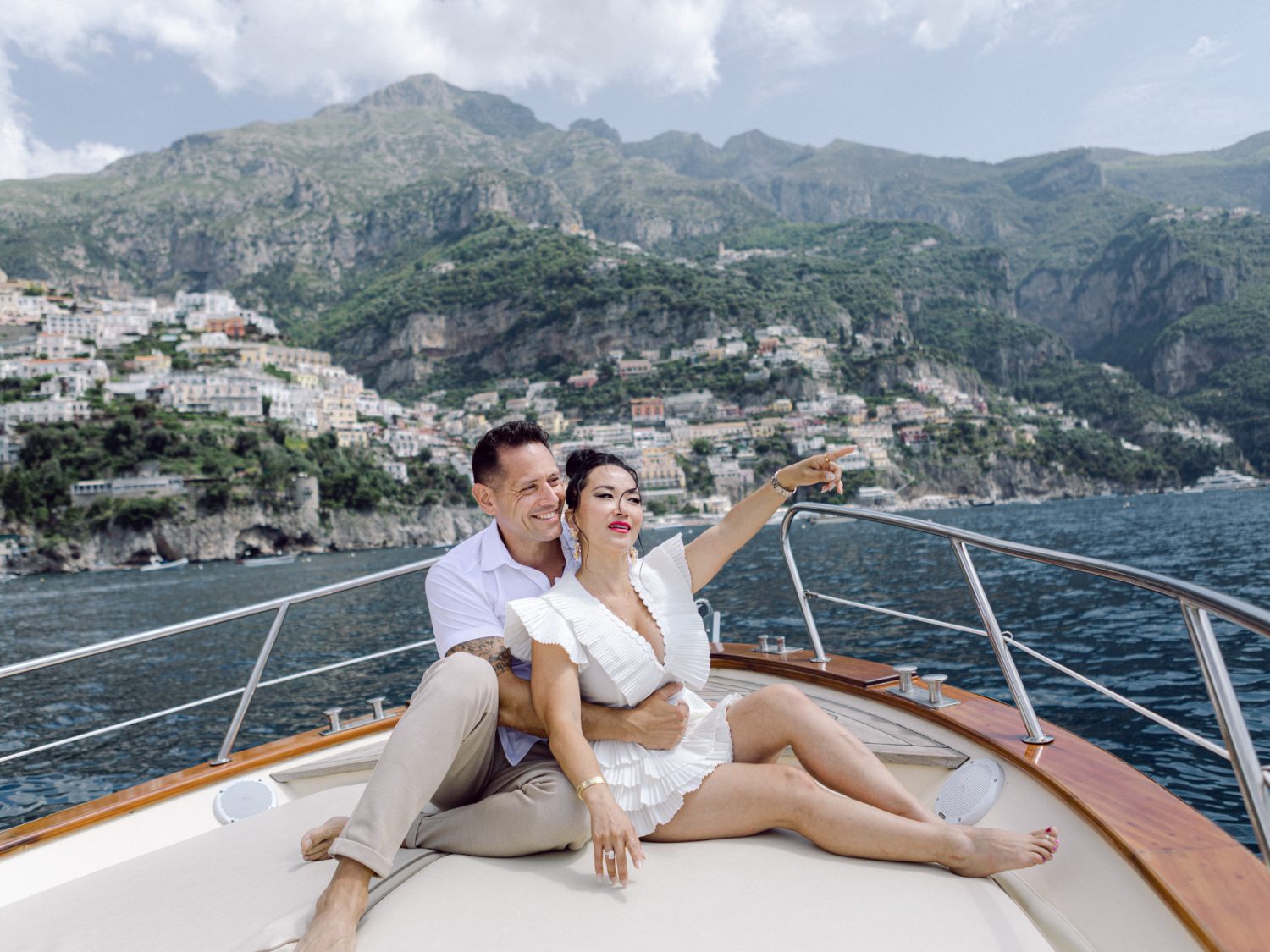 Elopement-on-the-Amalfi-Coast-boat-ride