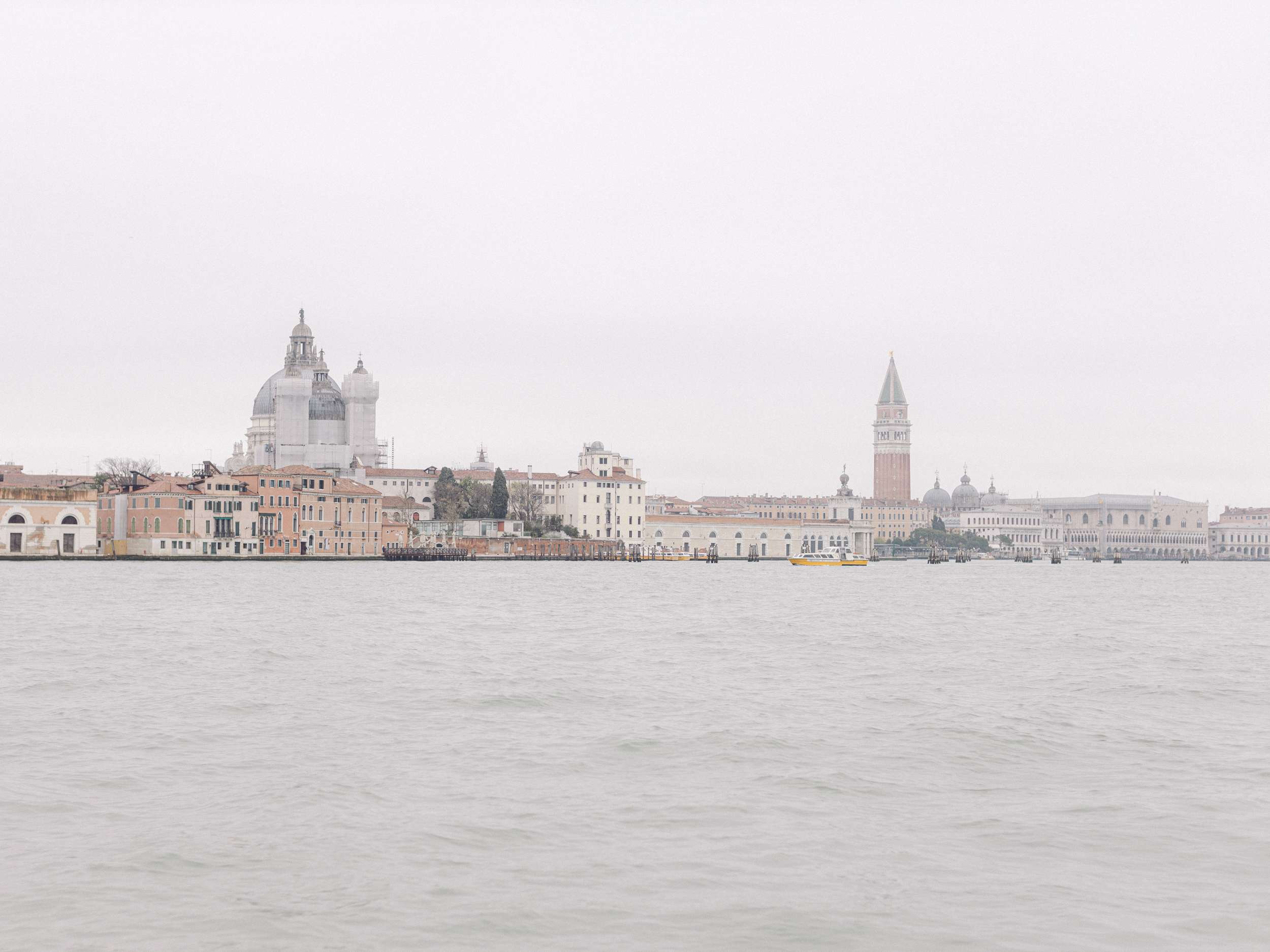 Visiting-Venice-in-December-The-Complete-Guide