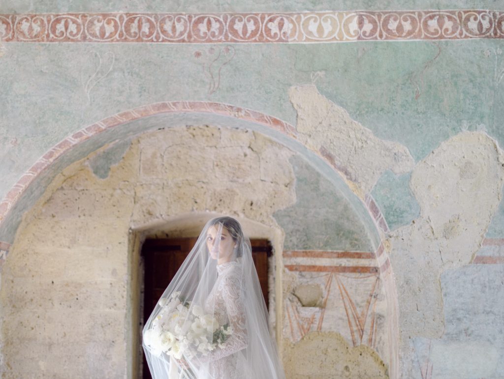 La-Badia-di-Orvieto-Wedding-Editorial-in-Umbria-Tuscany-Italy