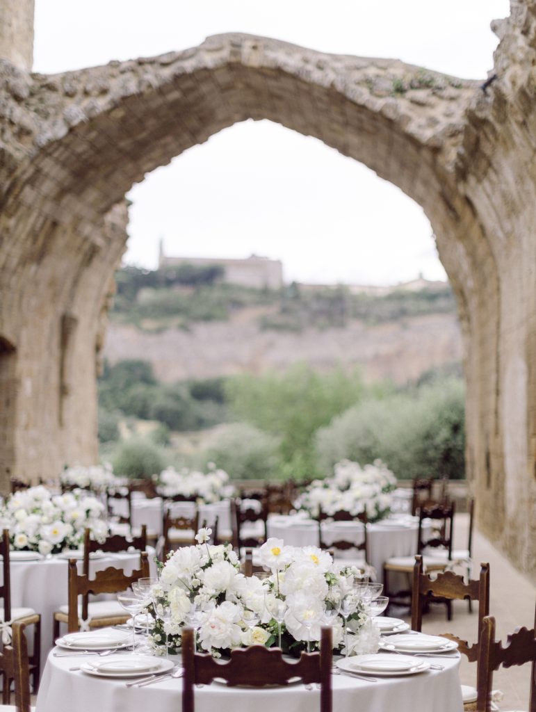 La-Badia-di-Orvieto-Wedding-Editorial-in-Umbria-Tuscany-Italy