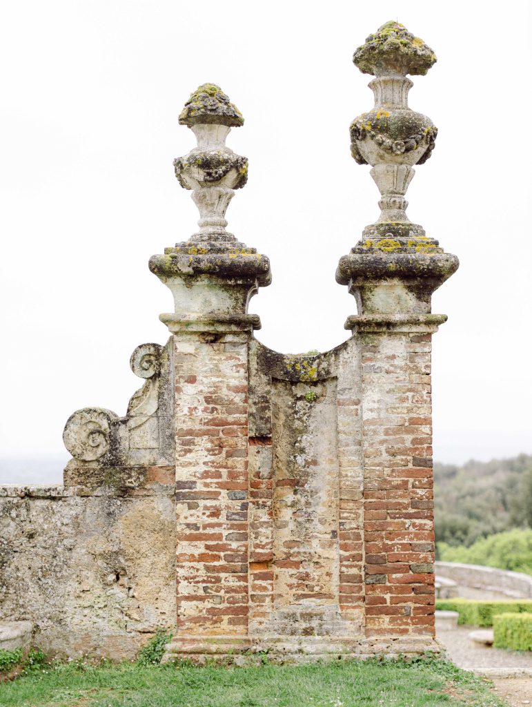 Destination-Wedding-in-Tuscany-Castello-di-Celsa-Editorial