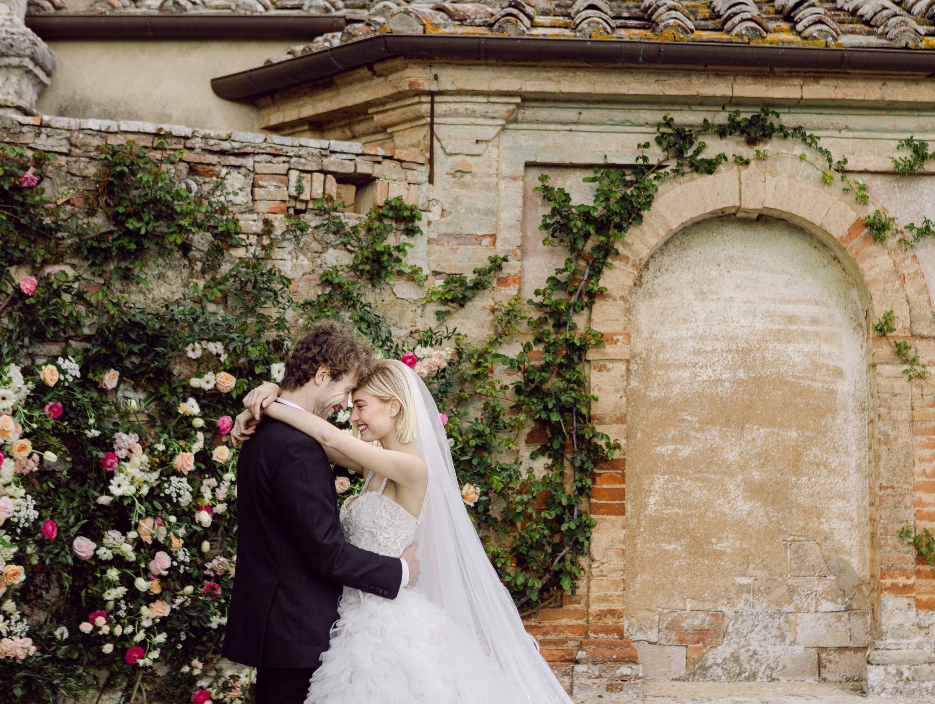 Destination-Wedding-in-Tuscany-Castello-di-Celsa-Editorial
