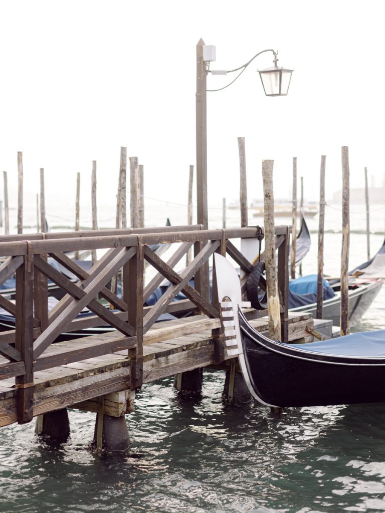 Couple photoshoot in Venice between Piazza San Marco, Arsenale, Castello