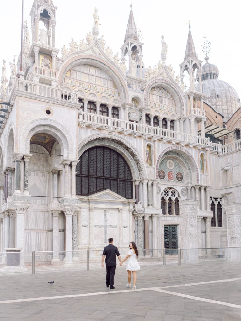 Couple photoshoot in Venice between Piazza San Marco, Arsenale, Castello