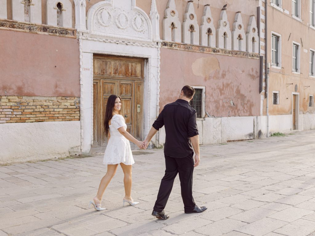 Couple photoshoot in Venice between Piazza San Marco, Arsenale, Castello