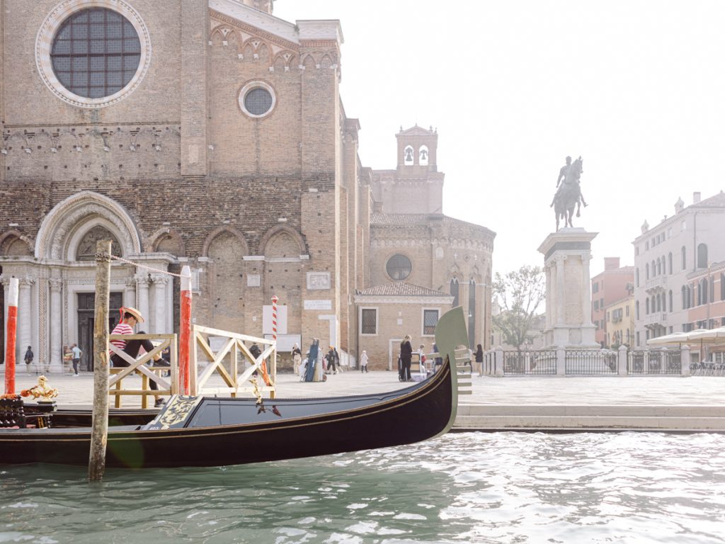 Couple photoshoot in Venice between Piazza San Marco, Arsenale, Castello
