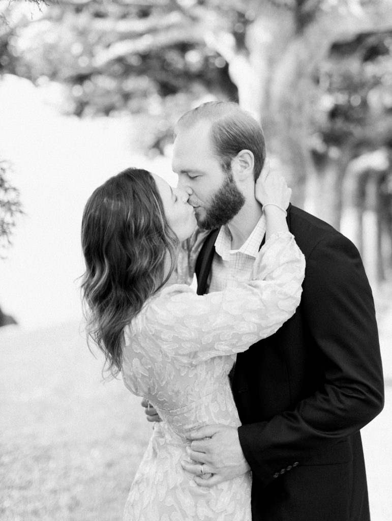 Villa-Melzi-Gardens-Honeymoon-photoshoot-in-Lake-Como