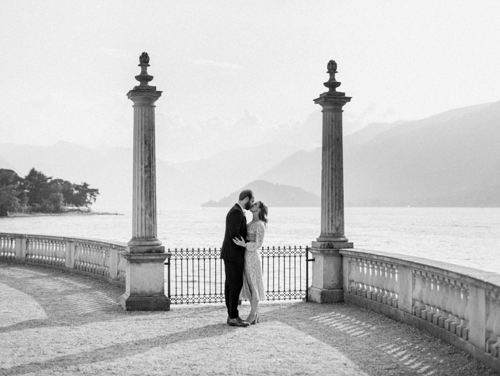 Villa-Melzi-Gardens-Honeymoon-photoshoot-in-Lake-Como