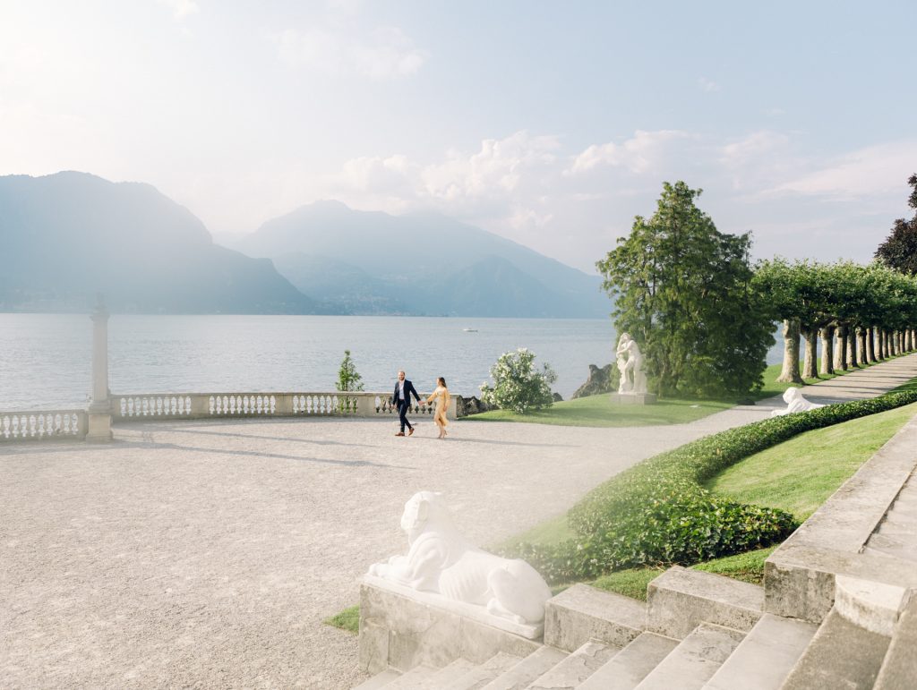 Villa-Melzi-Gardens-Honeymoon-photoshoot-in-Lake-Como