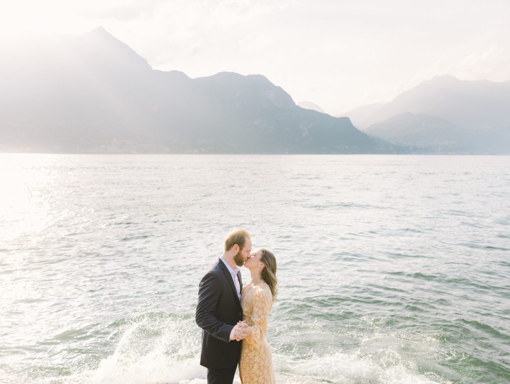Villa-Melzi-Gardens-Honeymoon-photoshoot-in-Lake-Como