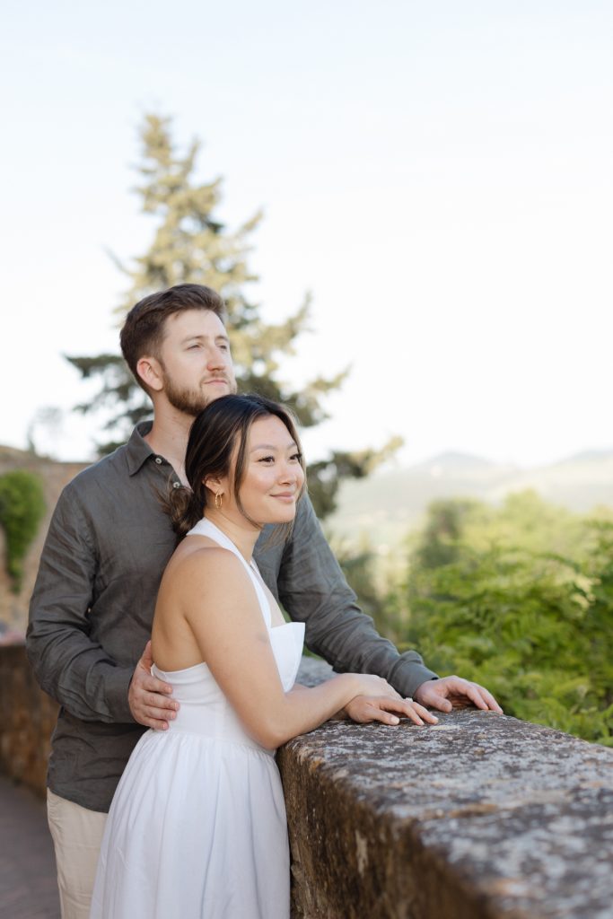 Honeymoon-in-Tuscany-Pienza-Italy-Sunset-Photoshoot