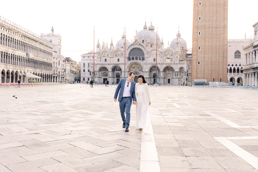 Pre-Wedding-Photoshoot-in-Venice-Spring