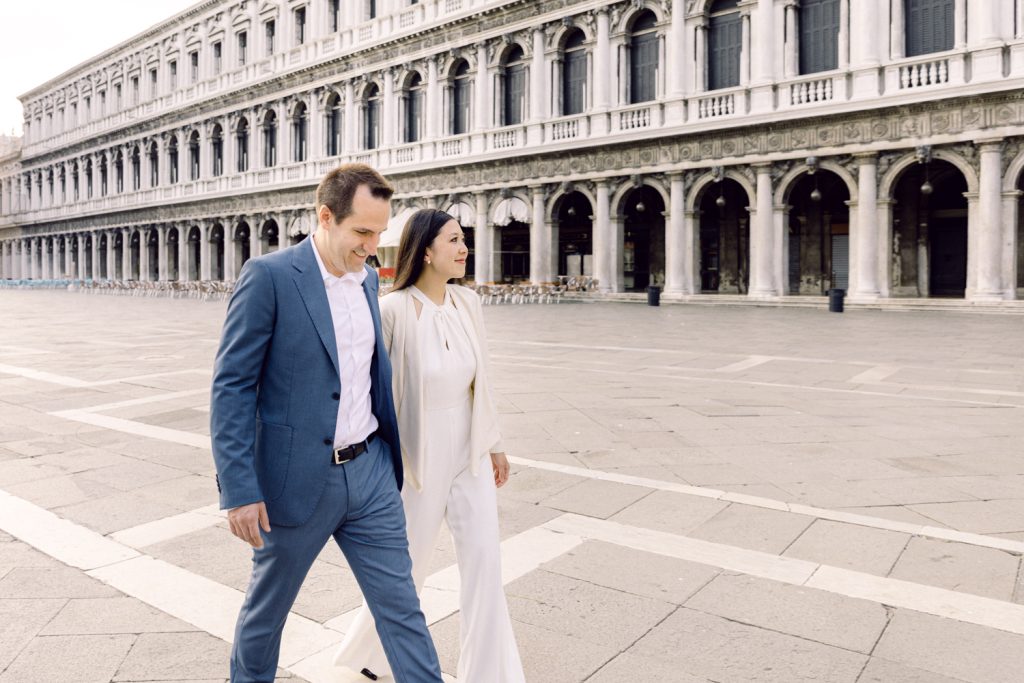 Pre-Wedding-Photoshoot-in-Venice-Spring