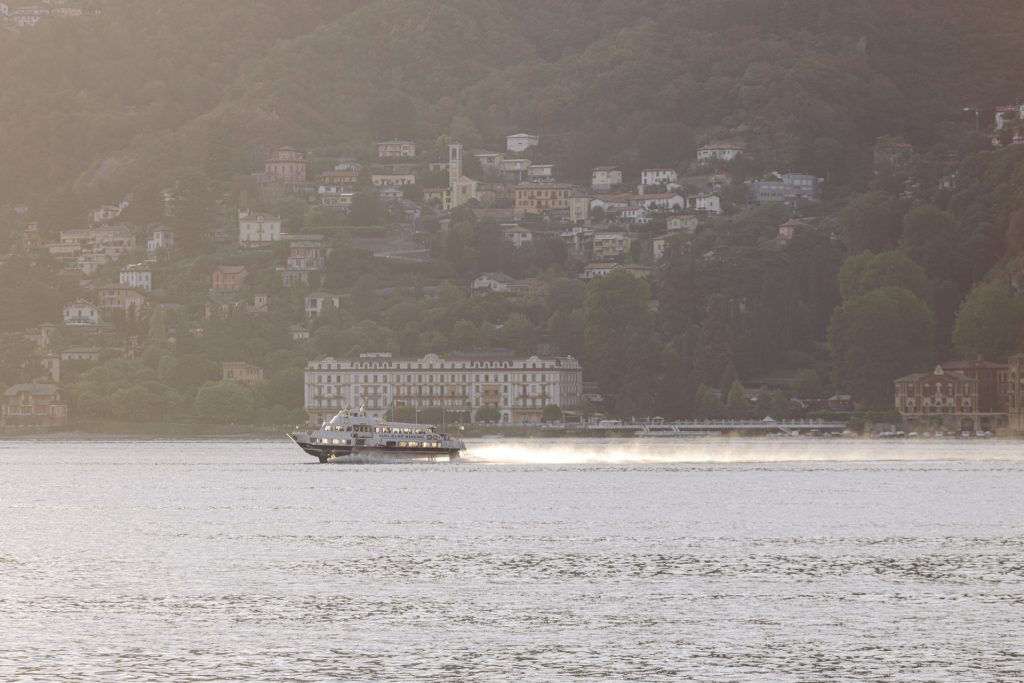Elope-in-Lake-Como-Elopement-Photographer-Public-Ferry