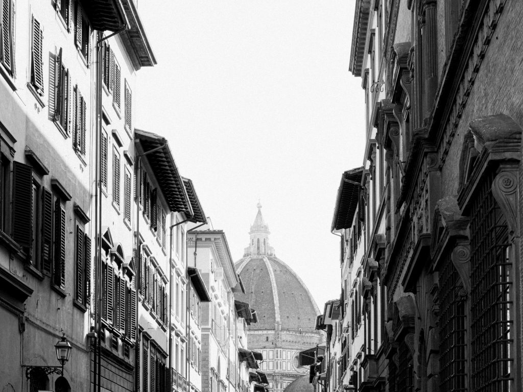 View of the Duomo from the streets of Firenze.